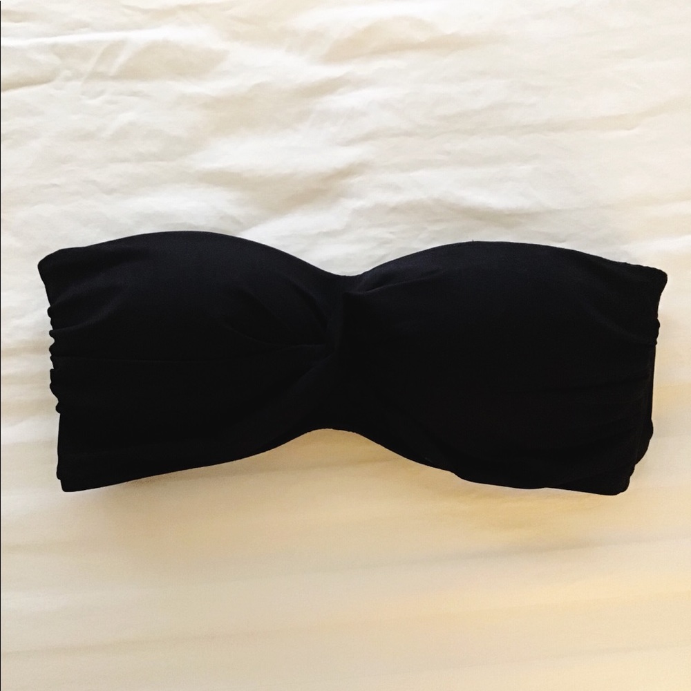 🛍✨ 5 for $25 Black strapless bathing suit top
